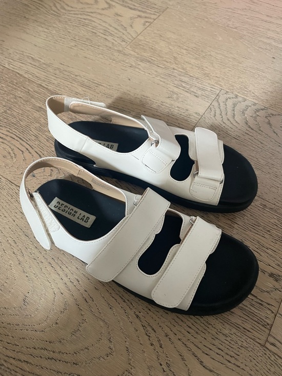 Design Lab Cream Slingback Sandals - Picture 2 of 4